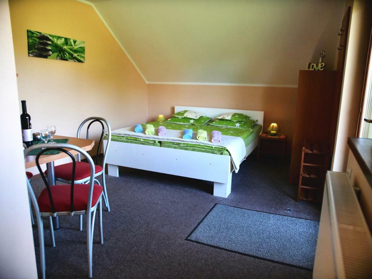 Apartmany U Slavky Бешеньова Екстер'єр фото