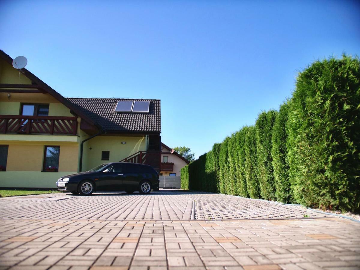 Apartmany U Slavky Бешеньова Екстер'єр фото